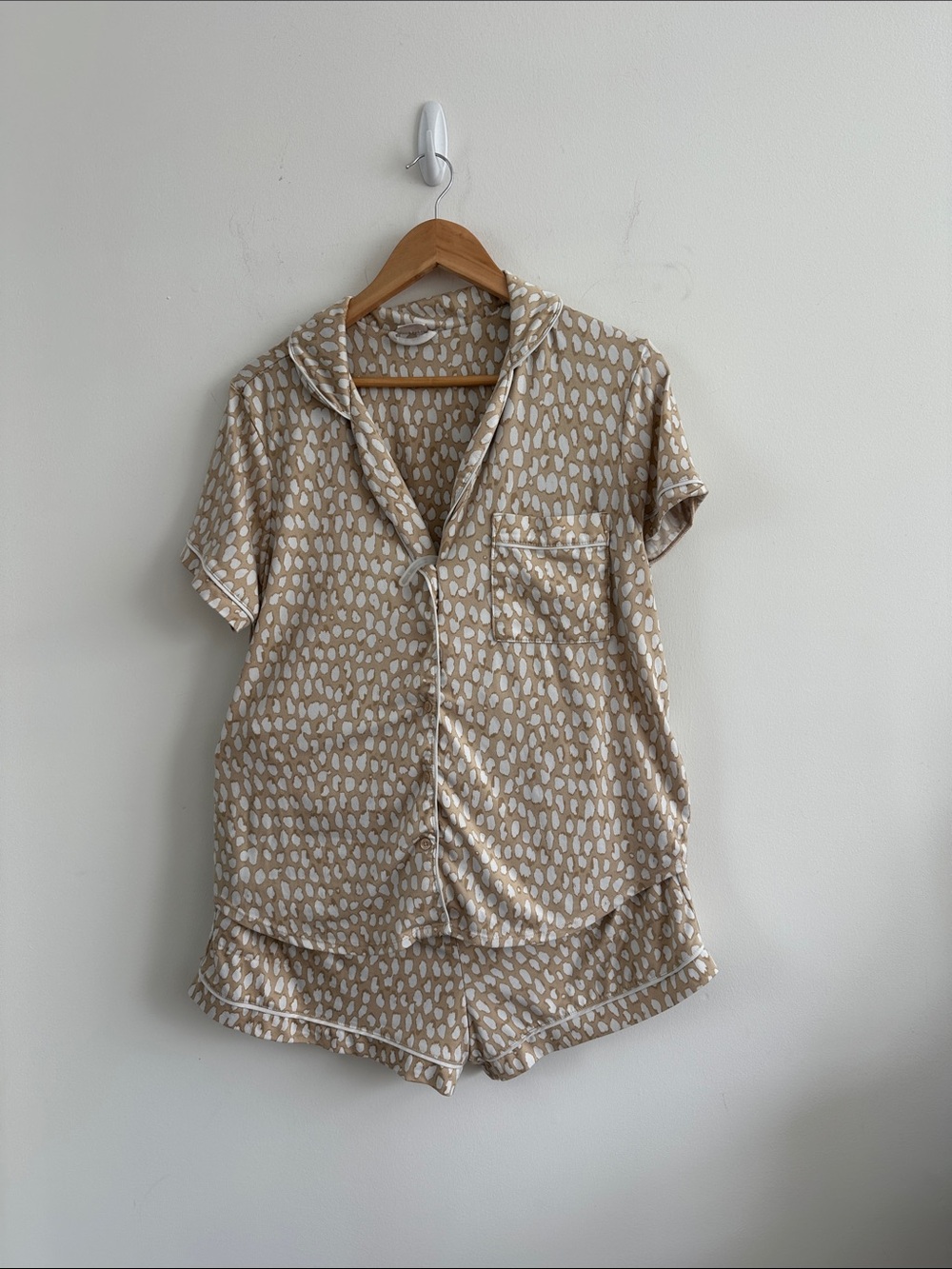 Madewell Beige and White Short-Sleeve Button down Pj set